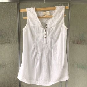 White cotton tank with crochet detailing